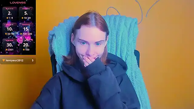 Fiona Night online show from April 11, 2026, 5:37 am