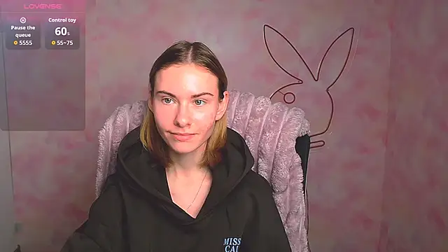 Fiona Night online show from March 5, 2026, 6:32 am