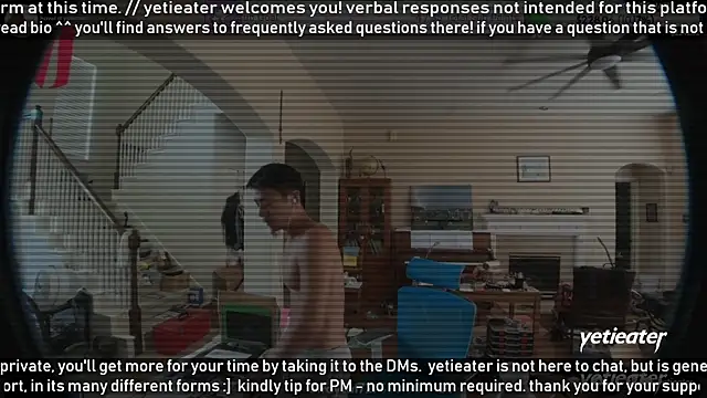 Snapshot of yetieater chatting on July 20, 2026, 6:54 pm yetieater online show from July 20, 2026, 6:54 pm
