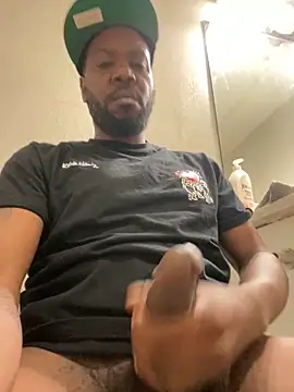 Mouththisbigdick online show from March 7, 2025, 3:18 pm