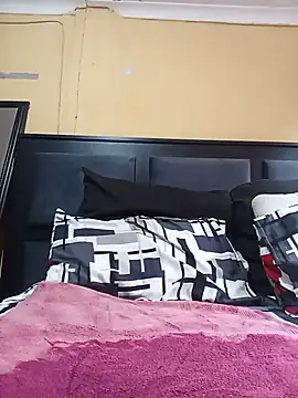 JuicyMilkyTizzy online show from July 1, 2026, 7:41 am