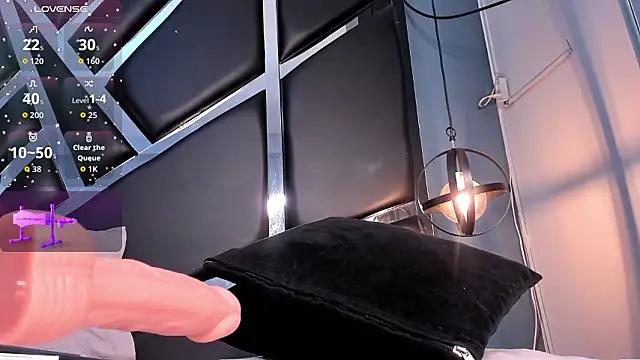 Melissa 23  online show from February 15, 2026, 11:42 am