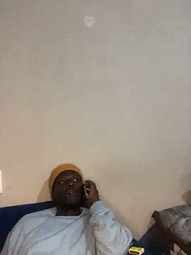 Snapshot of menzix96 chatting on October 9, 2025, 4:40 pm menzix96 online show from October 9, 2025, 4:40 pm