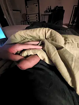 Snapshot of Cazzettostorto99 chatting on October 9, 2025, 9:48 pm Cazzettostorto99 online show from October 9, 2025, 9:48 pm