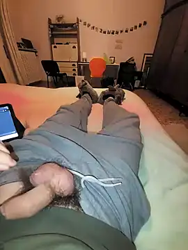 Snapshot of Cazzettostorto99 chatting on March 9, 2026, 5:38 pm Cazzettostorto99 online show from March 9, 2026, 5:38 pm