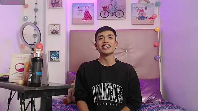 willians   0 online show from November 11, 2025, 3:23 am