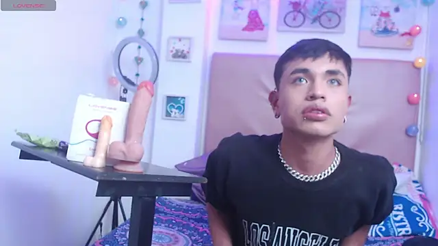 willians   0 online show from November 9, 2025, 4:49 am