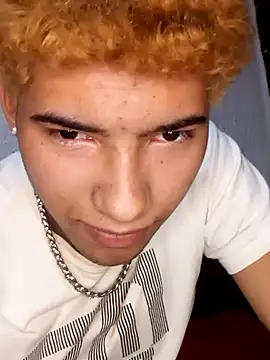 Snapshot of John_los666_hot chatting on March 10, 2025, 5:07 pm John los666 hot online show from March 10, 2025, 5:07 pm