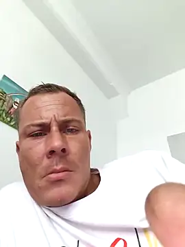 Snapshot of NateDD@xh chatting on September 24, 2025, 2:23 pm NateDDxh online show from September 24, 2025, 2:23 pm