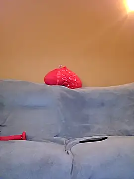 Melody73 online show from November 26, 2025, 3:56 pm