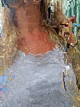 Snapshot of Melody73 chatting on October 24, 2025, 11:42 am Melody73 online show from October 24, 2025, 11:42 am