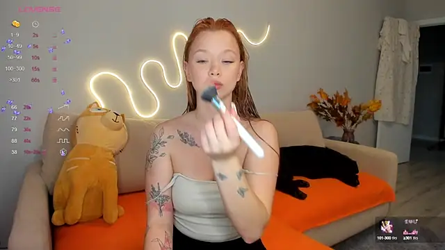 dinky  emily online show from September 9, 2025, 2:37 pm