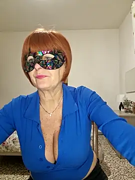 Snapshot of Gattina74 chatting on November 24, 2025, 3:23 pm Gattina74 online show from November 24, 2025, 3:23 pm