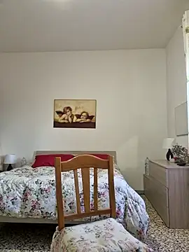 Snapshot of Gattina74 chatting on November 19, 2025, 10:04 am Gattina74 online show from November 19, 2025, 10:04 am