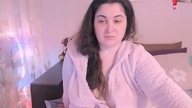 SoftLia online show from March 18, 2025, 7:12 pm