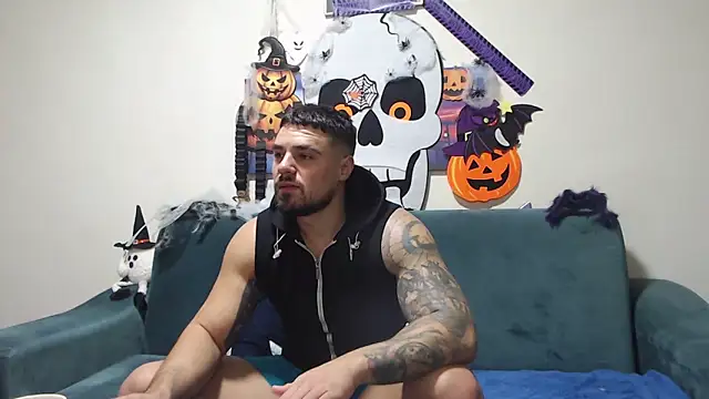 Tiberius hunk online show from November 9, 2025, 2:54 pm