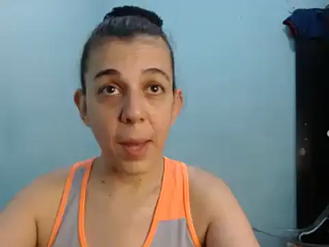 luli angel online show from October 28, 2025, 1:06 am