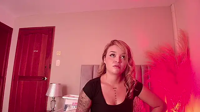 ThaliaHarlow online show from September 27, 2025, 6:14 pm