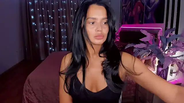 DanaSincere online show from October 15, 2025, 3:49 am