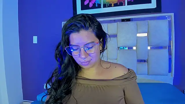 emilyy cooperr online show from February 24, 2026, 12:17 pm