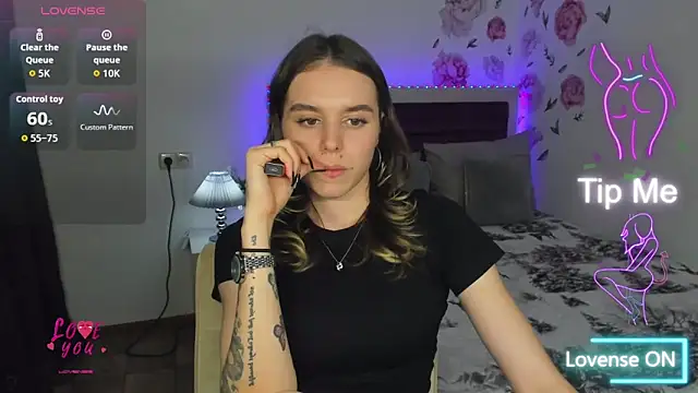 EmelyMason online show from February 10, 2026, 12:59 pm