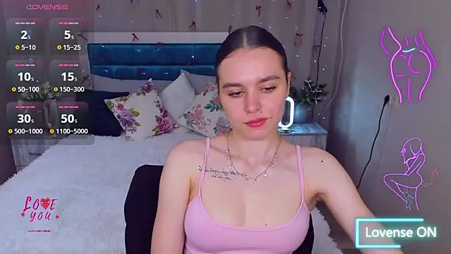 Snapshot of EmelyMason chatting on May 30, 2026, 6:31 am EmelyMason online show from May 30, 2026, 6:31 am