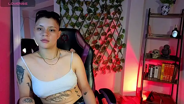 demimoore222 online show from March 12, 2025, 8:41 pm