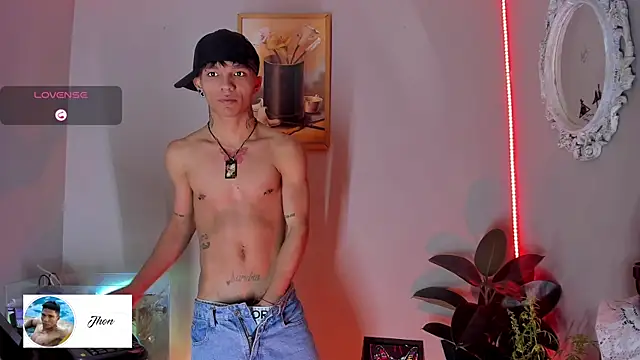 Snapshot of CRAZY-BOY99 chatting on November 17, 2025, 10:41 am CRAZY-BOY99 online show from November 17, 2025, 10:41 am