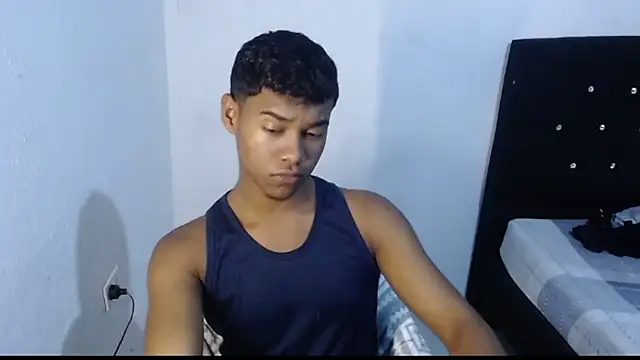 Snapshot of Jampier_sexyboy chatting on March 14, 2025, 5:46 pm Jampier sexyboy online show from March 14, 2025, 5:46 pm