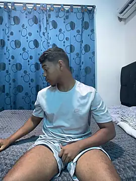 Snapshot of Jampier_sexyboy chatting on March 14, 2026, 12:49 am Jampier sexyboy online show from March 14, 2026, 12:49 am