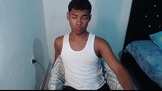 Snapshot of Jampier_sexyboy chatting on March 9, 2025, 9:57 pm Jampier sexyboy online show from March 9, 2025, 9:57 pm