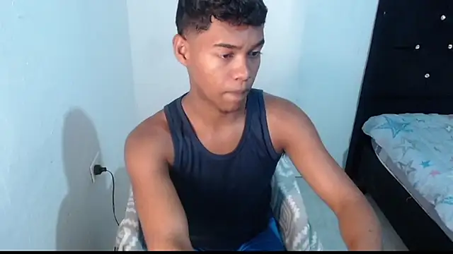 Snapshot of Jampier_sexyboy chatting on March 7, 2025, 4:35 am Jampier sexyboy online show from March 7, 2025, 4:35 am