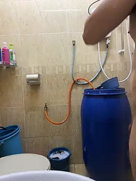 Lam 090123 online show from March 12, 2025, 4:56 pm