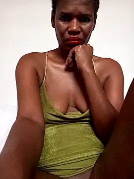 Snapshot of Missvixen81 chatting on October 11, 2025, 11:22 am Missvixen81 online show from October 11, 2025, 11:22 am