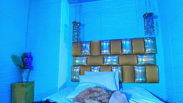 Mia Montess online show from January 8, 2026, 12:49 am