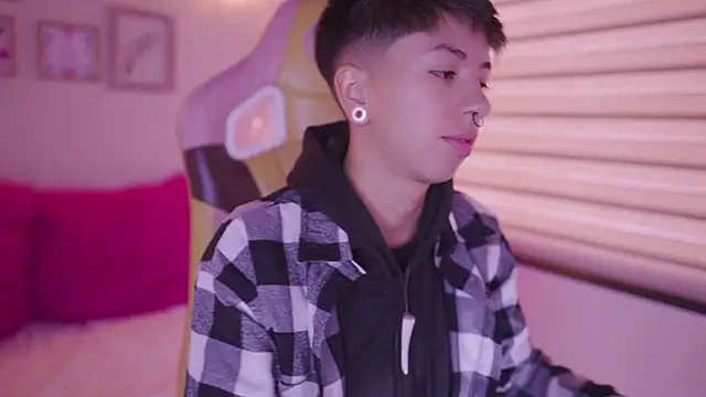 tommy blue online show from February 19, 2026, 2:58 pm