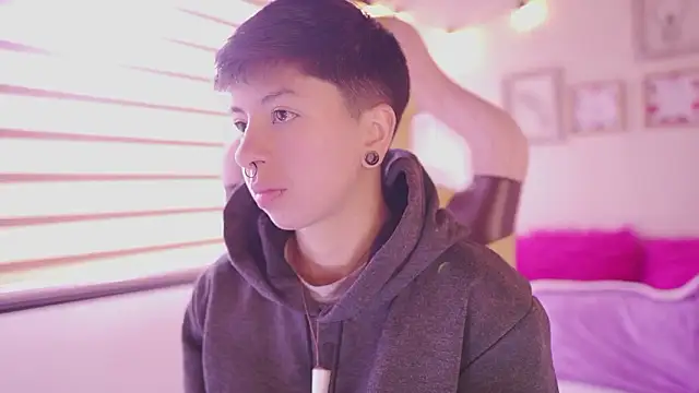 tommy blue online show from March 3, 2026, 12:34 pm