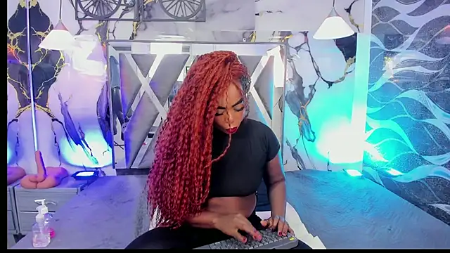 CandyMartinez  online show from July 13, 2026, 7:46 pm