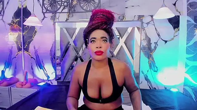 CandyMartinez  online show from June 4, 2026, 8:35 pm
