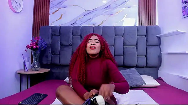 CandyMartinez  online show from November 22, 2025, 3:33 pm