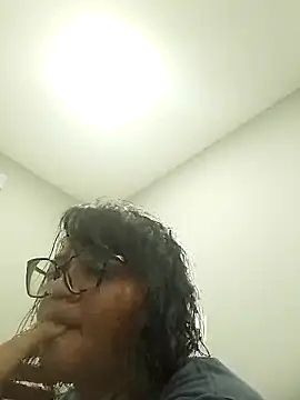 viviksmel online show from October 10, 2025, 1:56 pm