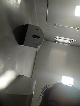 viviksmel online show from October 8, 2025, 4:29 pm