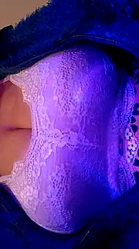 Snapshot of BellyDancer1 chatting on November 23, 2025, 7:46 pm BellyDancer1 online show from November 23, 2025, 7:46 pm