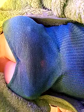 Snapshot of BellyDancer1 chatting on November 15, 2025, 8:57 pm BellyDancer1 online show from November 15, 2025, 8:57 pm