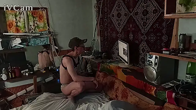 PrimordialChill6 online show from May 10, 2026, 4:09 pm