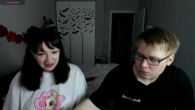 JayMollyy online show from July 7, 2026, 3:59 pm