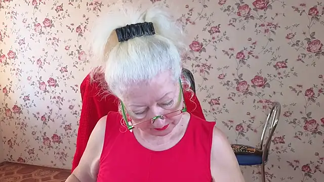 Maya Mayflower online show from November 14, 2025, 5:22 am