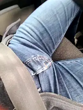 Snapshot of GM51-1988 chatting on November 18, 2025, 10:07 am GM51-1988 online show from November 18, 2025, 10:07 am