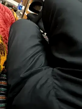 Snapshot of mk76-12 chatting on March 3, 2025, 4:26 pm mk76-12 online show from March 3, 2025, 4:26 pm