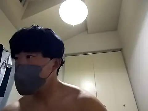 Snapshot of taaaaaa- chatting on February 3, 2026, 11:48 am taaaaaa- online show from February 3, 2026, 11:48 am